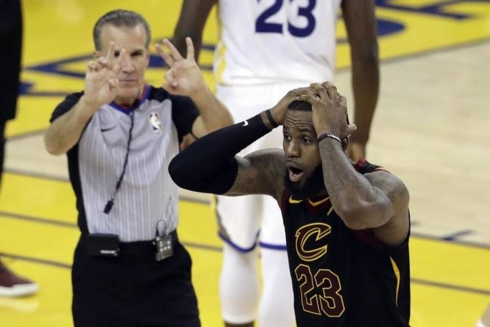 LeBron James LeBron James