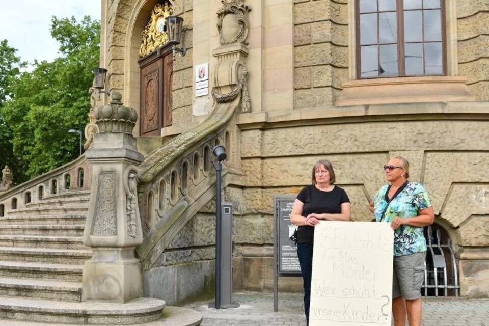 Prozessauftakt in Landau Prozessauftakt in Landau