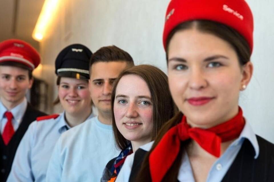 Azubis bei der Deutschen Bahn Azubis bei der Deutschen Bahn