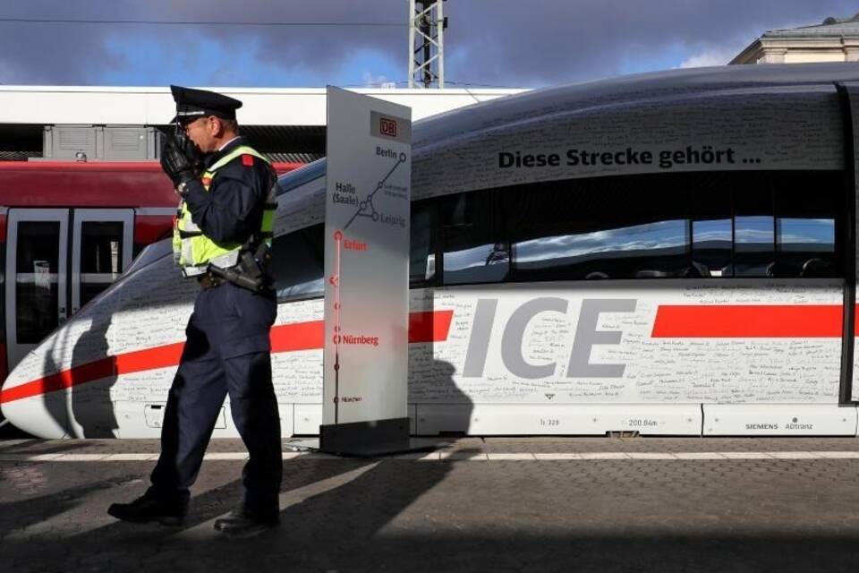 ICE-Zug