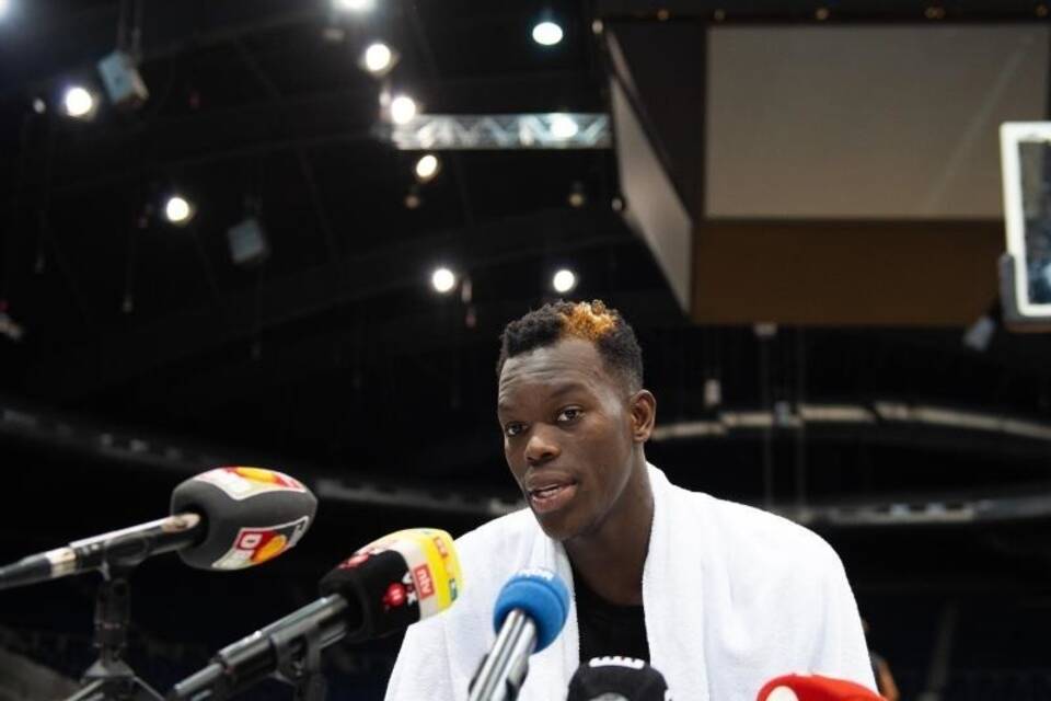 Dennis Schröder