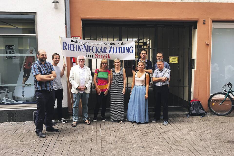 Tarifstreit: RNZ-Redakteure streiken bis Sonntag - Mannheim und Metropolregion Rhein-Neckar ...
