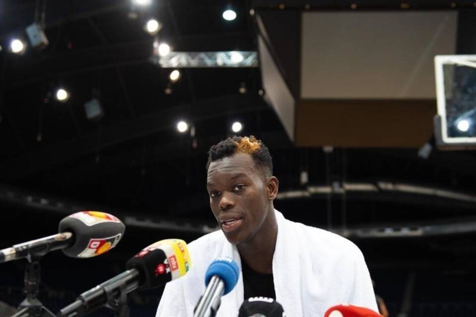 Dennis Schröder Dennis Schröder