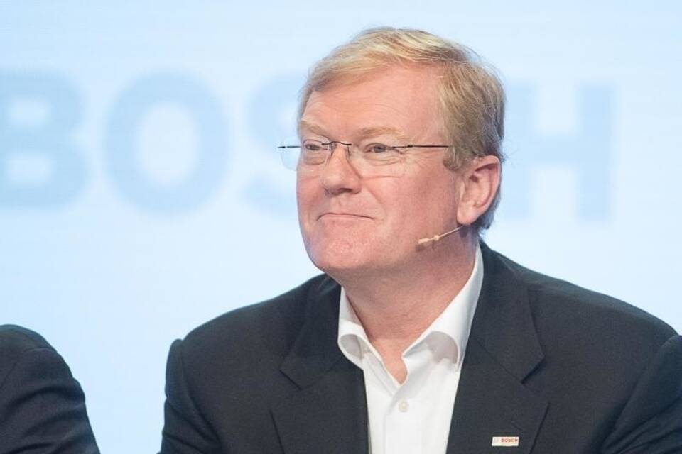 Stefan Hartung