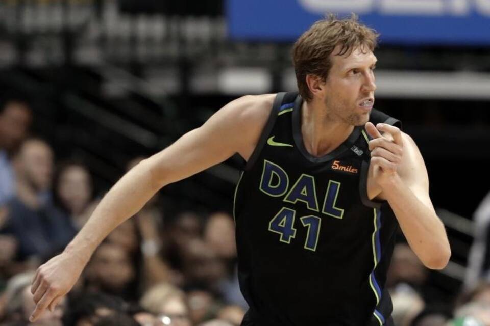 Dirk Nowitzki Dirk Nowitzki