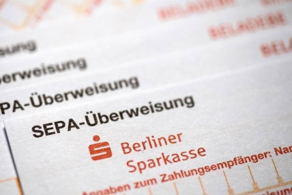 Überweisung Überweisung