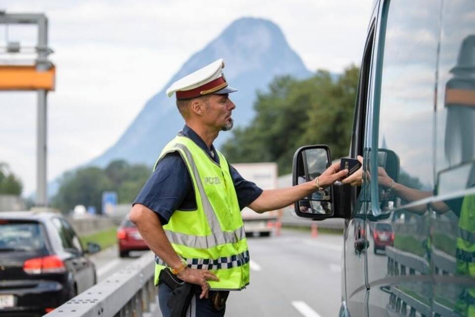 Kontrollen bei der Einreise nach  Österreich