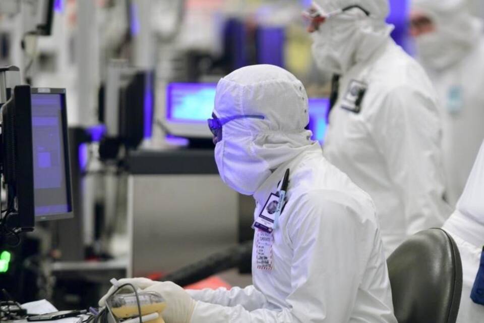 Intel Intel