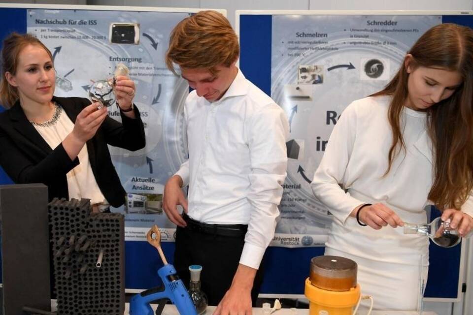 Jugend forscht zu ISS Raumfahrt Jugend forscht zu ISS Raumfahrt