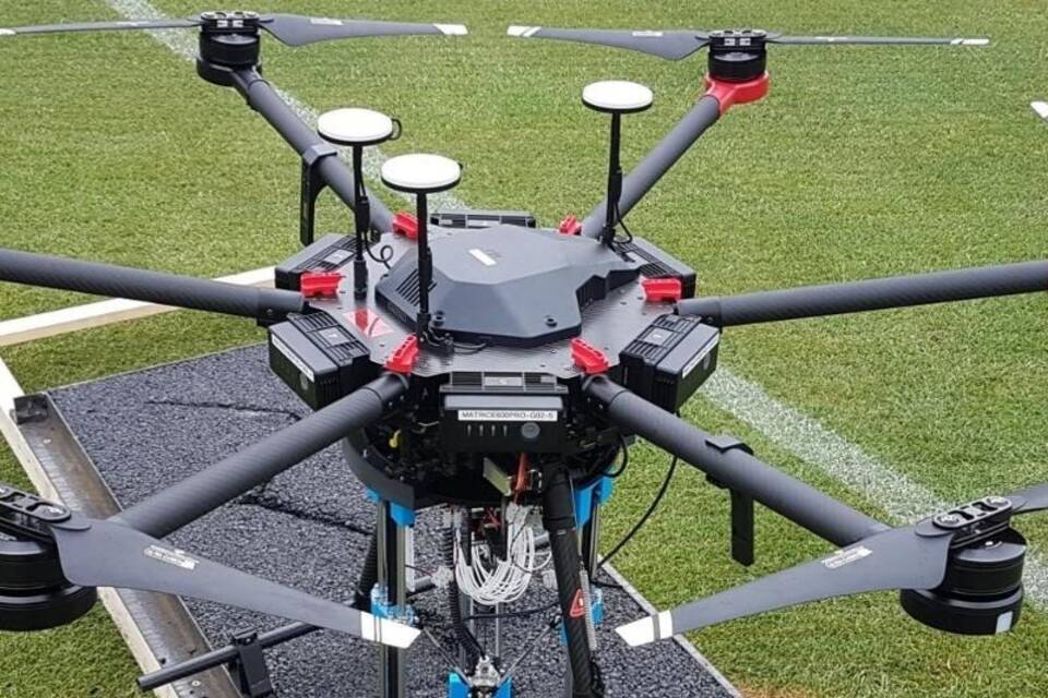Schlagloch-Drohne