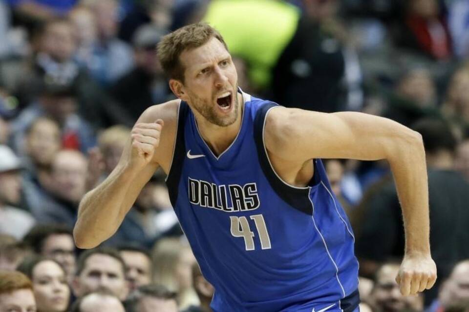 Dirk Nowitzki Dirk Nowitzki