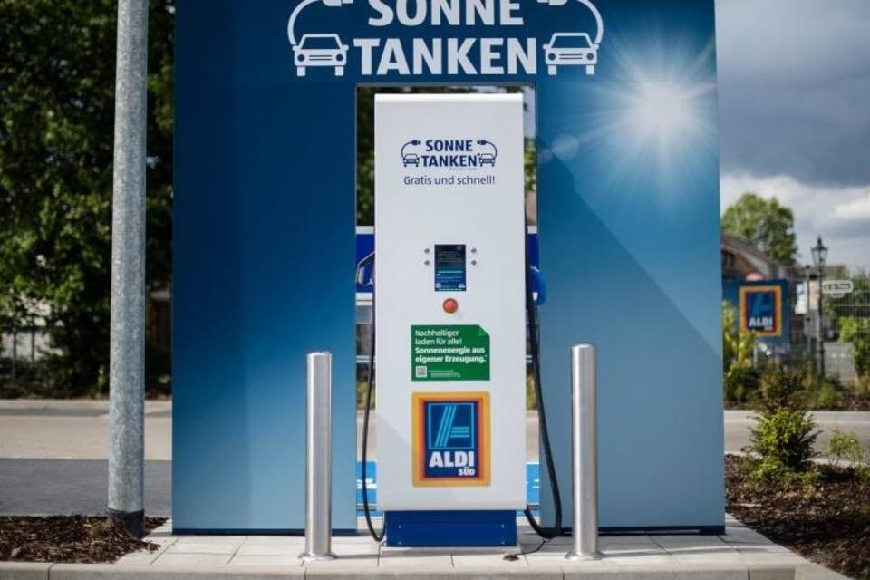 Aldi Süd Ladestation