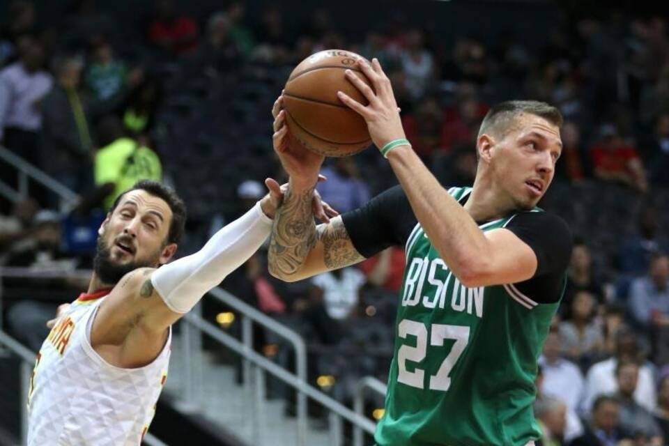 Daniel Theis