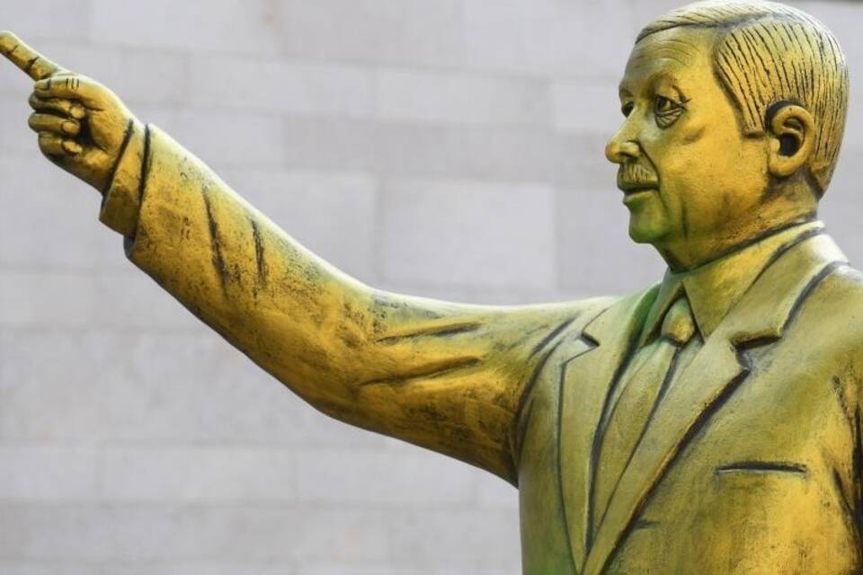 Erdogan-Statue