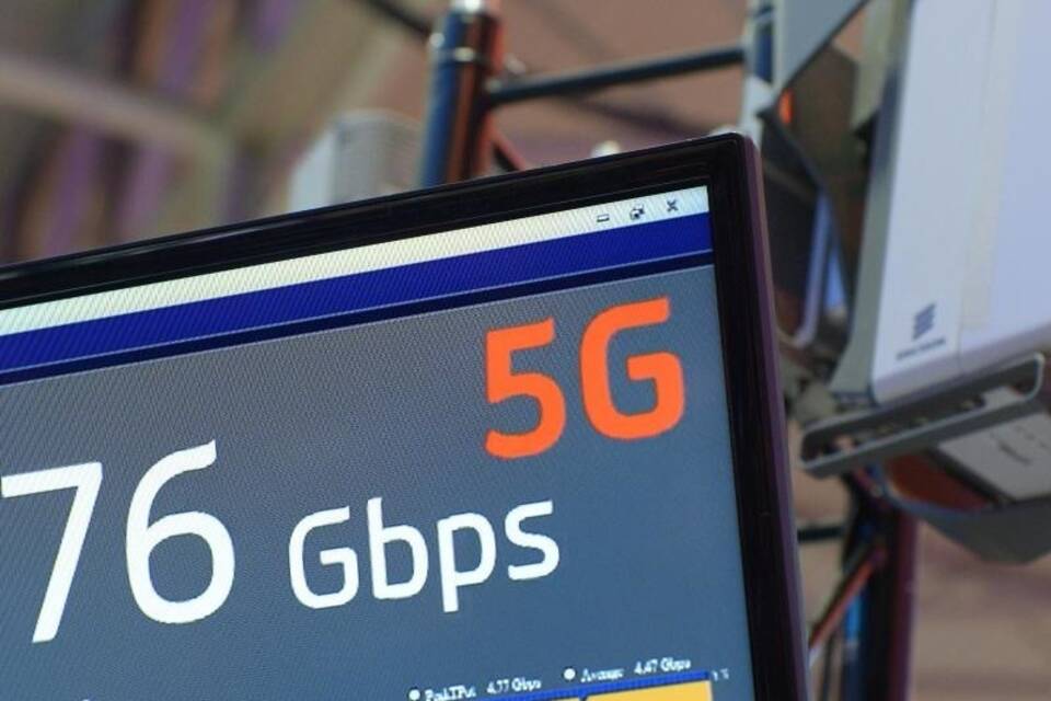 Vertseigerung der 5G-Mobilfunkfrequenzen Vertseigerung der 5G-Mobilfunkfrequenzen