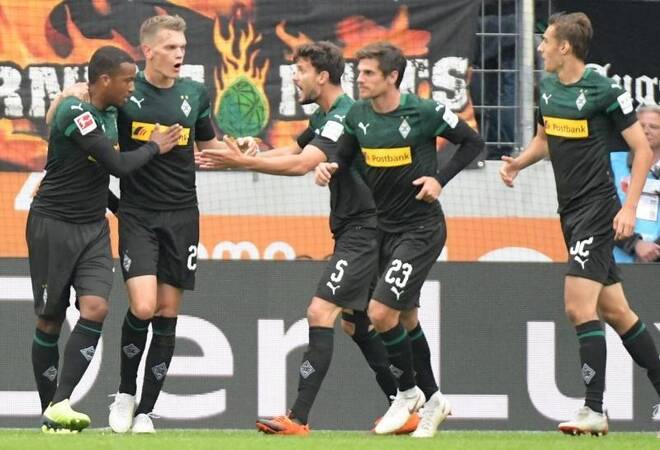 Rekordeinkauf trifft: Plea rettet Gladbach einen Punkt - FC Augsburg hadert - Spielberichte 1 ...