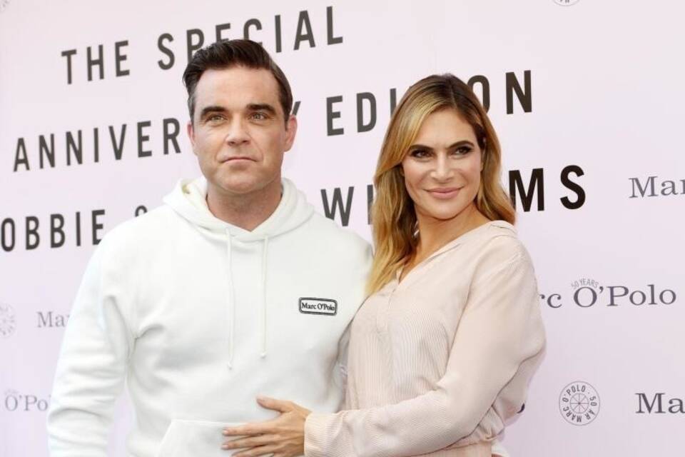 Robbie Williams & Ayda Field Robbie Williams & Ayda Field