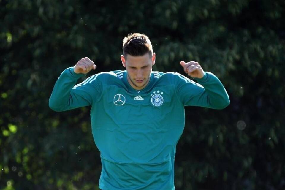 Niklas Süle