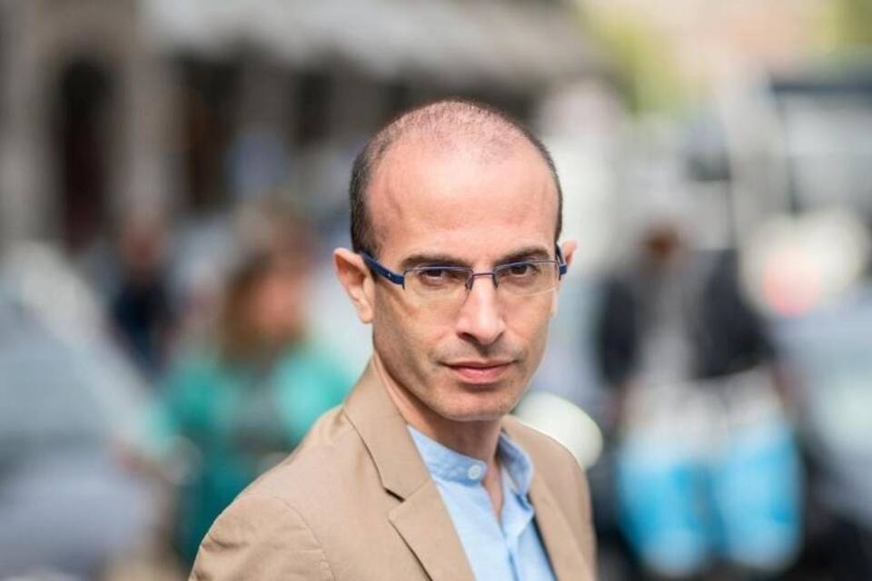 Yval Noah Harari