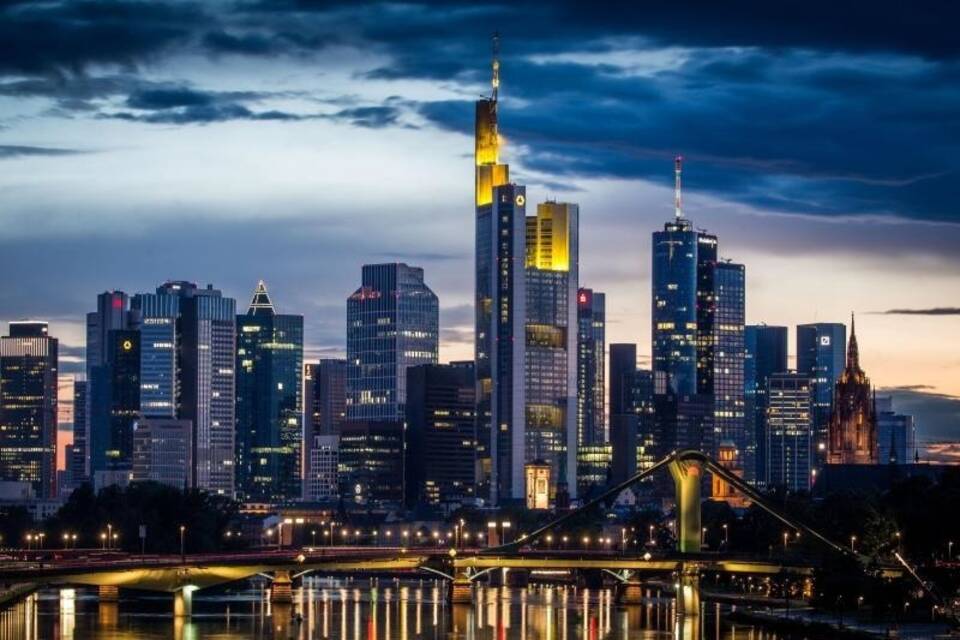 Frankfurt am Main bei Nacht