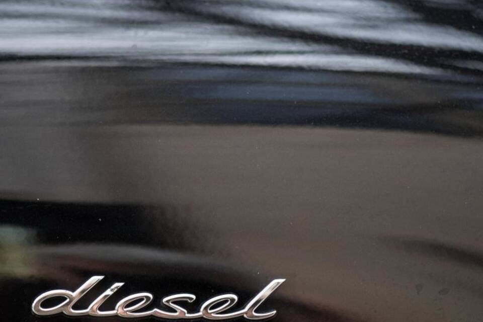 Diesel-Schriftzug Diesel-Schriftzug
