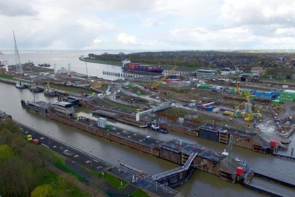 Schleuse am Nord-Ostsee-Kanal Schleuse am Nord-Ostsee-Kanal