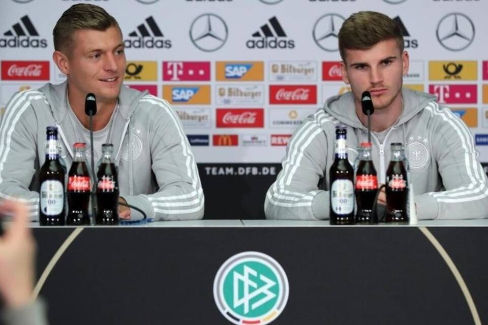DFB-PK DFB-PK