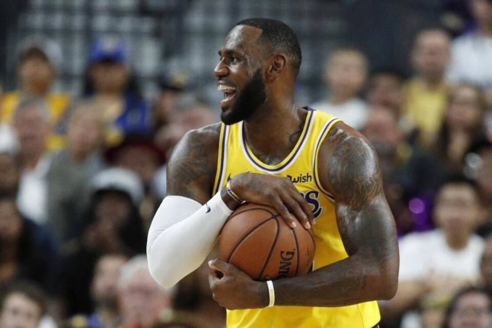LeBron James LeBron James