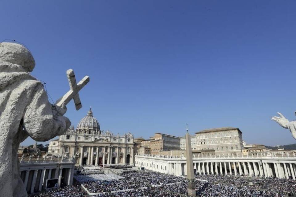 Heiligsprechung im Vatikan