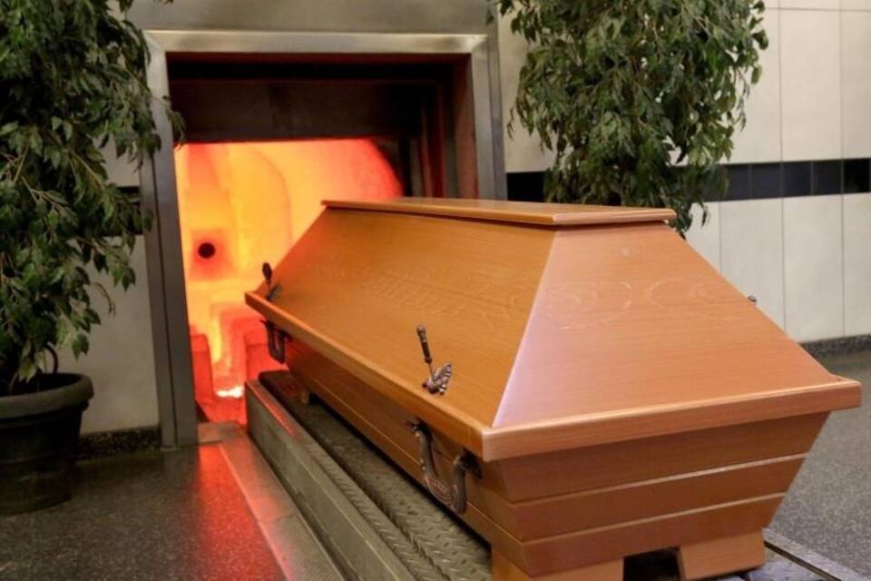 Feuerbestattung im Krematorium