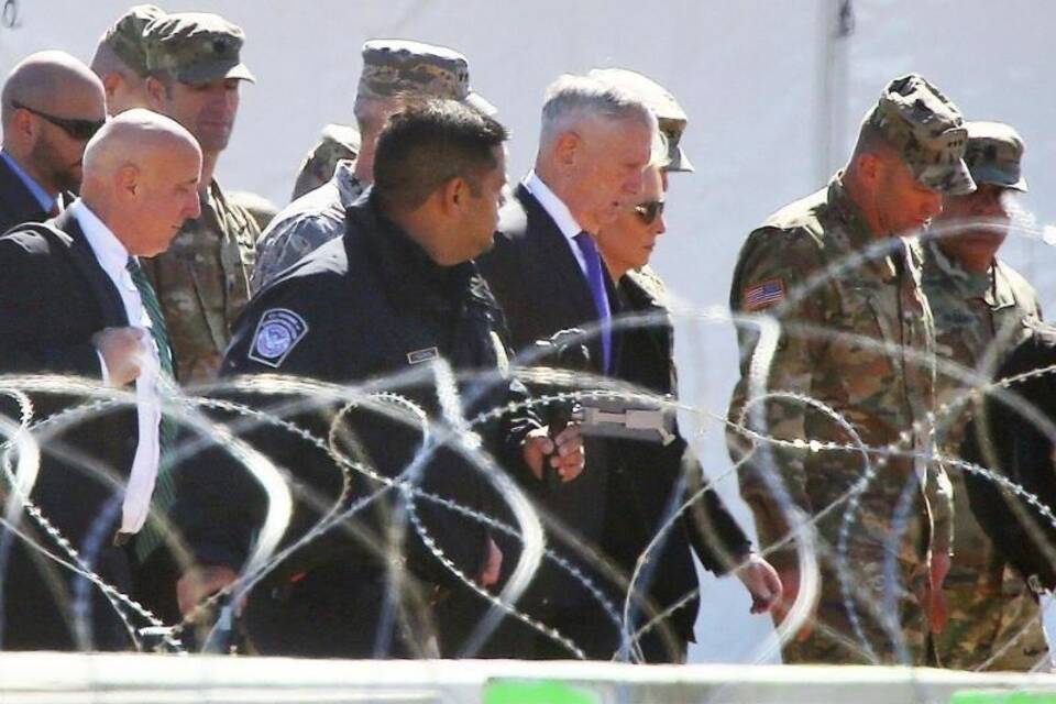 Mattis an Grenze zu Mexiko