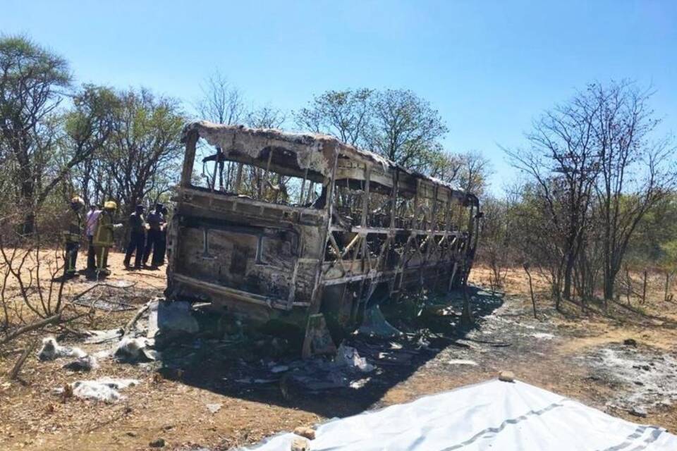 Busunfall in Simbabwe