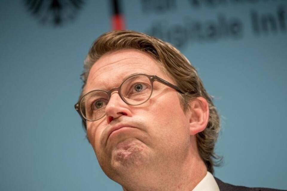 Minister Scheuer