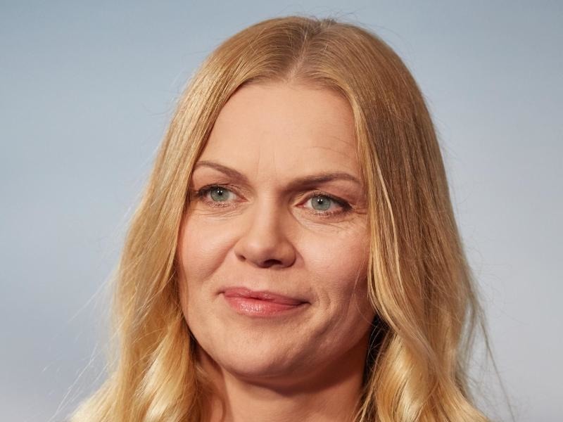 Werkzeugkasten Anna Loos jetzt auch solo unterwegs Kultur und