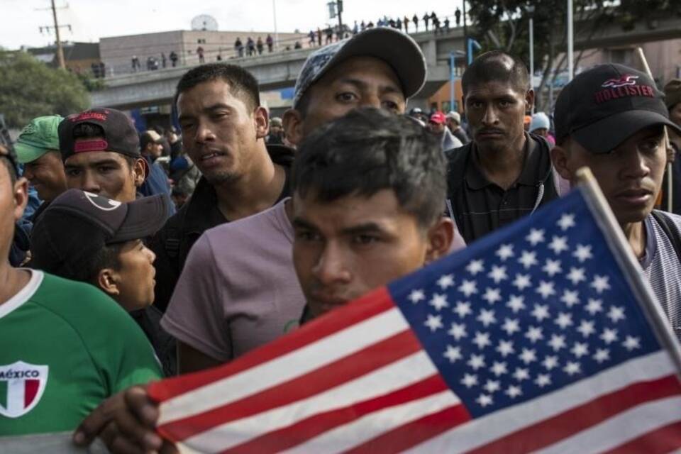 Migranten an der US-Grenze Migranten an der US-Grenze