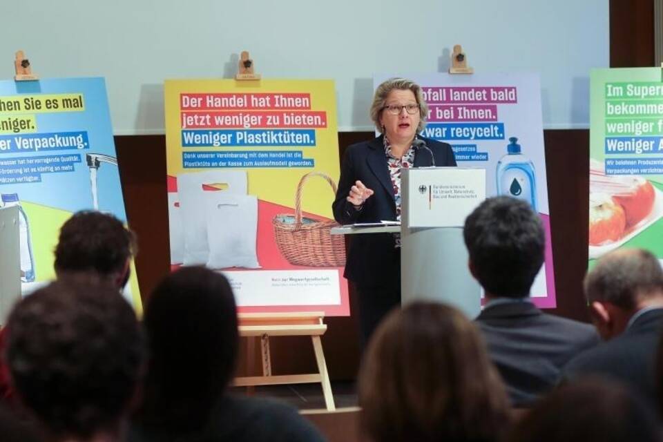 Bundesumweltministerin Schulze Bundesumweltministerin Schulze