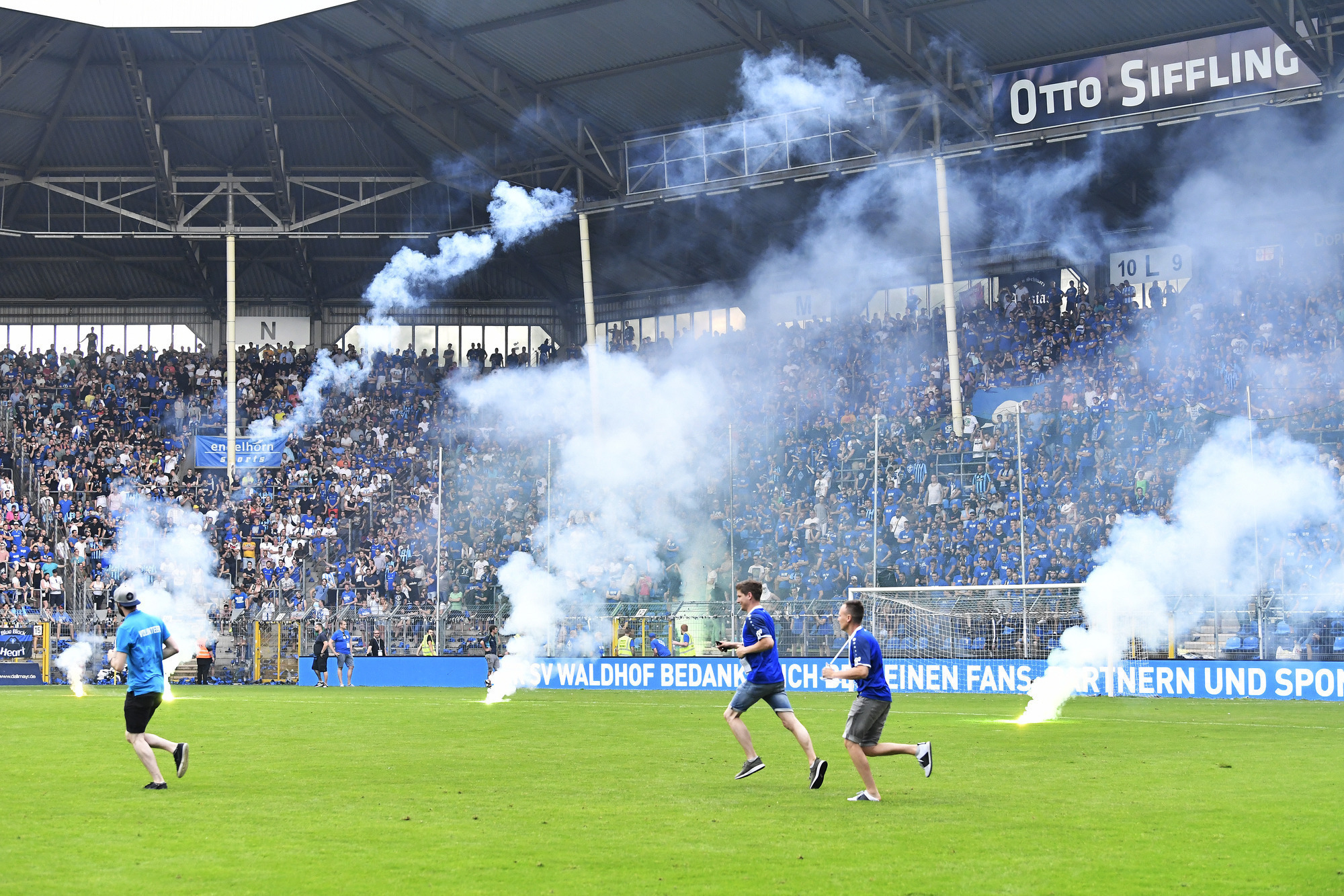 Sv Waldhof Ultras Zahlen Teil Der Randale Strafe Nachrichten Aus Mannheim Rnz