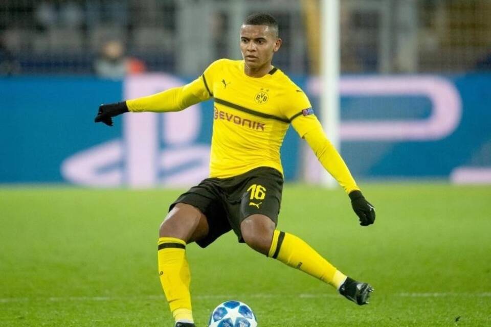 Manuel Akanji Manuel Akanji