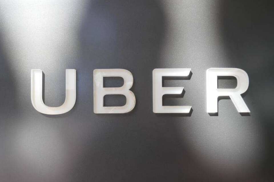 Fahrdienst-Vermittler Uber Fahrdienst-Vermittler Uber