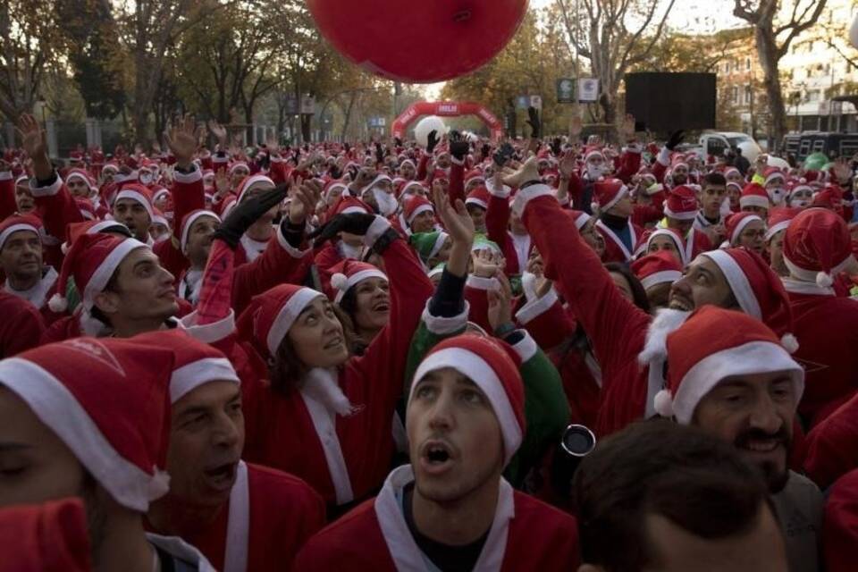 Weihnachtsmann-Lauf in Madrid