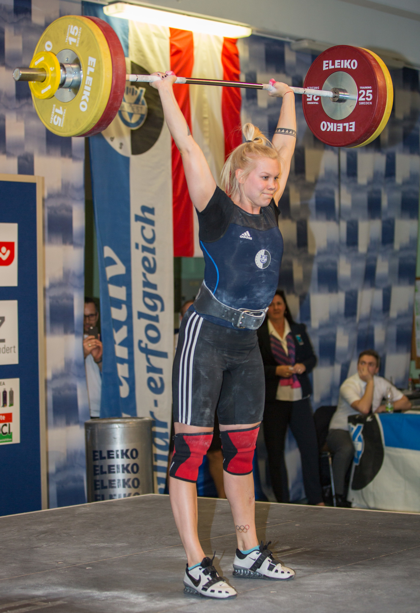 Gewichtheben Osterreichische Bobfahrerin Im Obrigheimer Dress Regionalsport Rnz