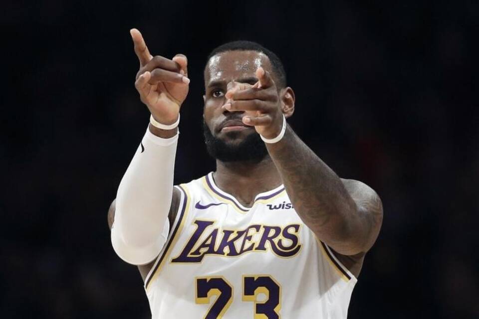 LeBron James LeBron James
