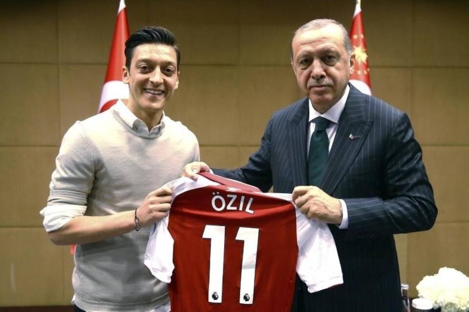 Özil mit Erdogan Özil mit Erdogan