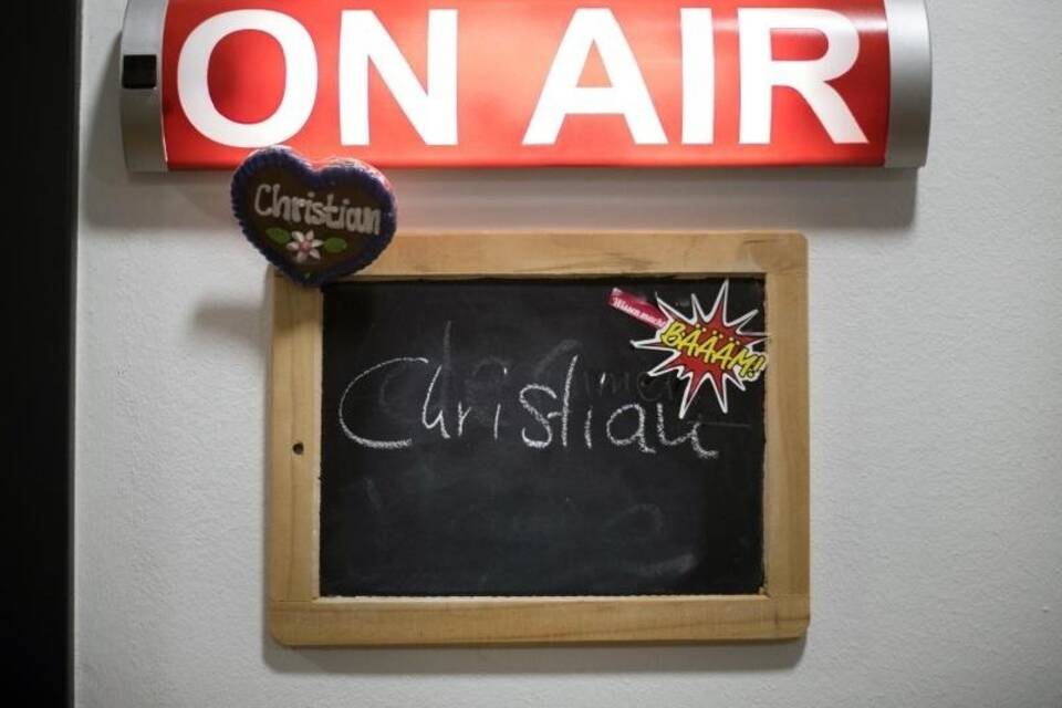 "On air" "On air"