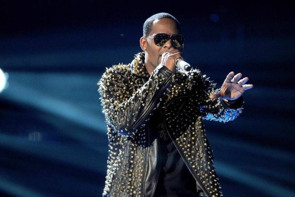 R. Kelly R. Kelly