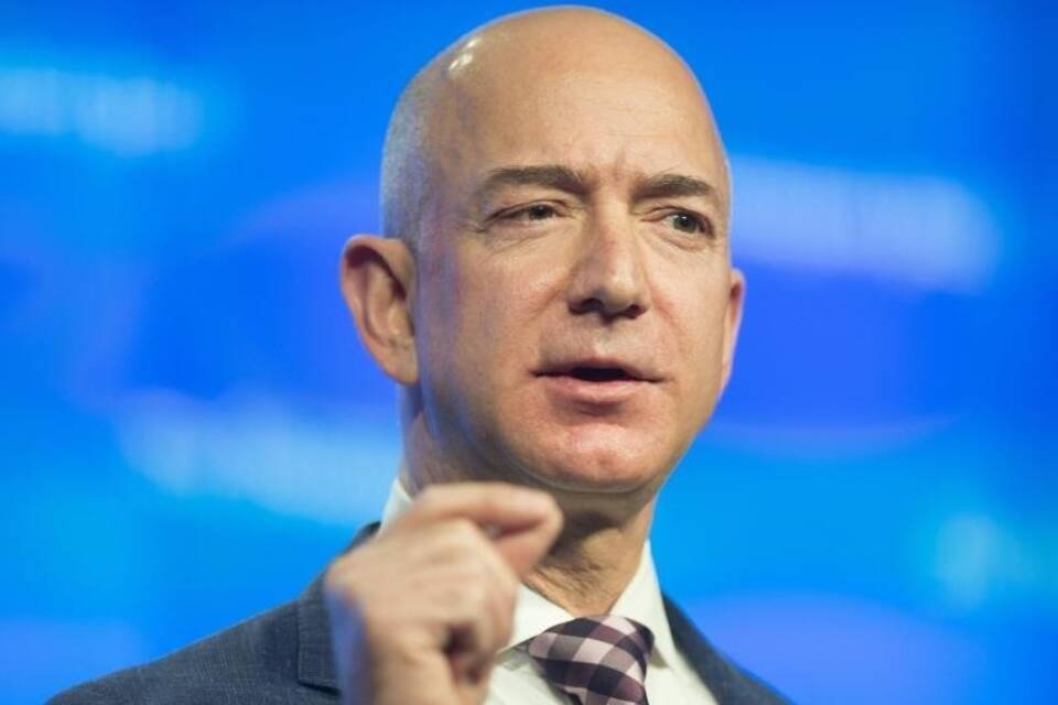 Jeff Bezos Jeff Bezos