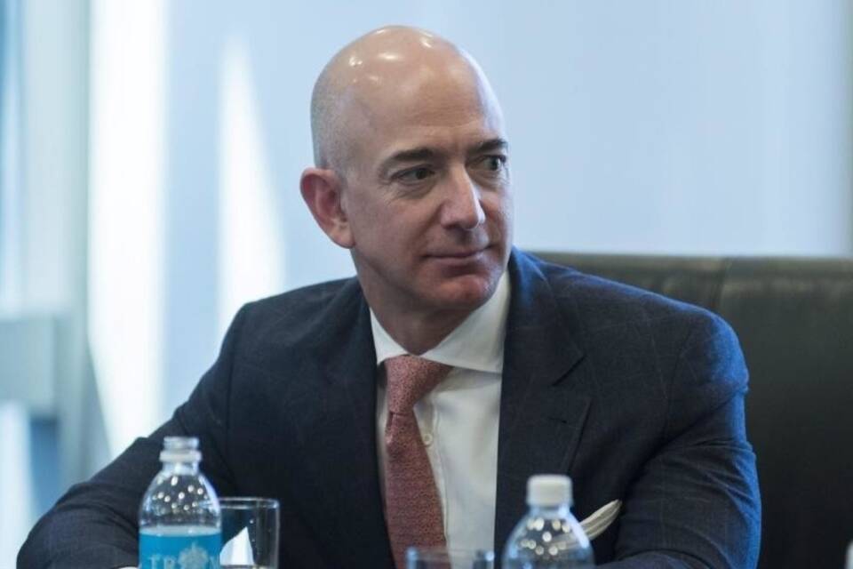 Jeff Bezos Jeff Bezos