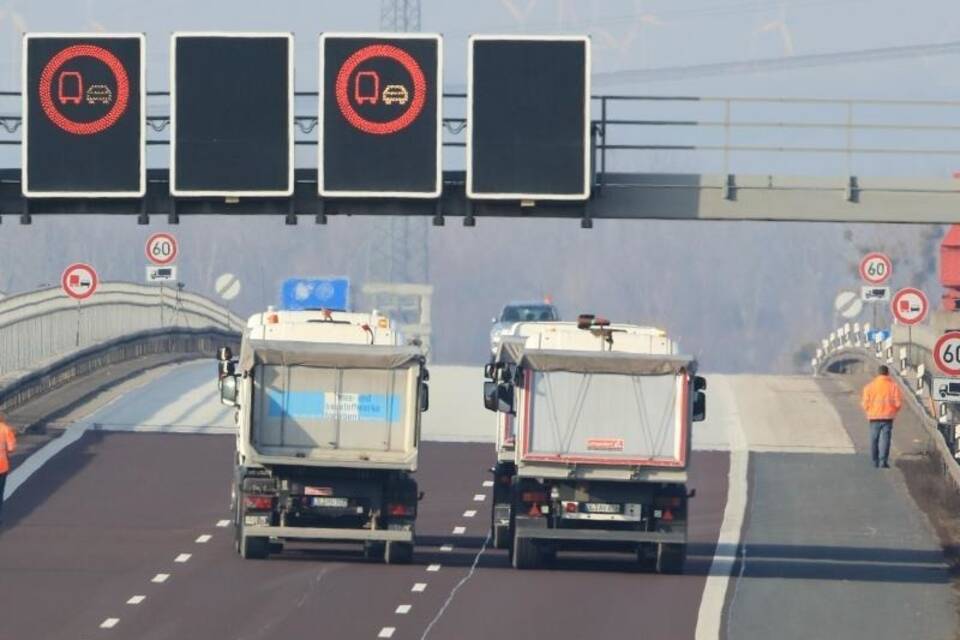Brücken-Belastungstest Brücken-Belastungstest
