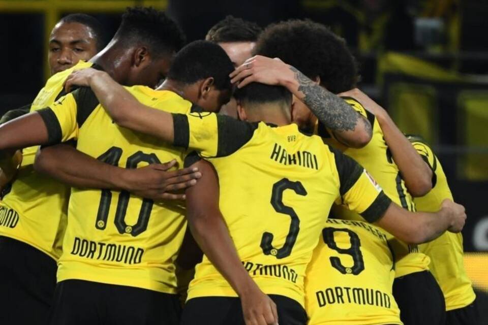 Dortmund und Augsburg eröffnet den 24. Spieltag Dortmund und Augsburg eröffnet den 24. Spieltag