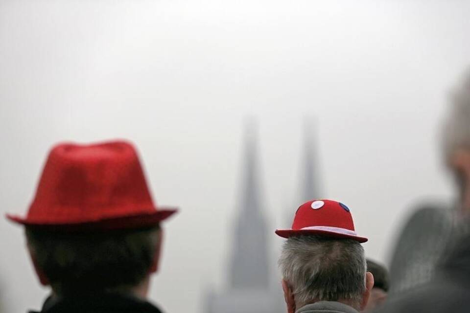 Rot vor Grau Rot vor Grau